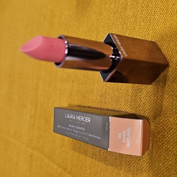 Laura Mercier Rouge Essential Lipstick Nude Natural NIB - Picture 1 of 7